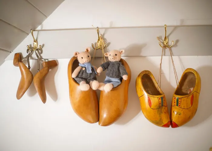 The Cherries * יורק